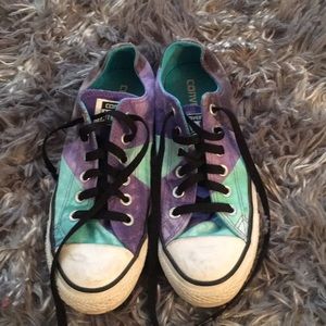 Geometric Patterned Converse